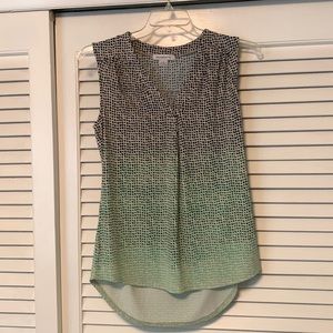 Liz Claiborne sleeveless top